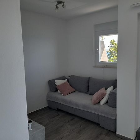 Apartmani Antea Starigrad Paklenica Δωμάτιο φωτογραφία