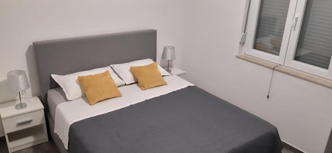 Apartmani Antea Starigrad Paklenica Εξωτερικό φωτογραφία